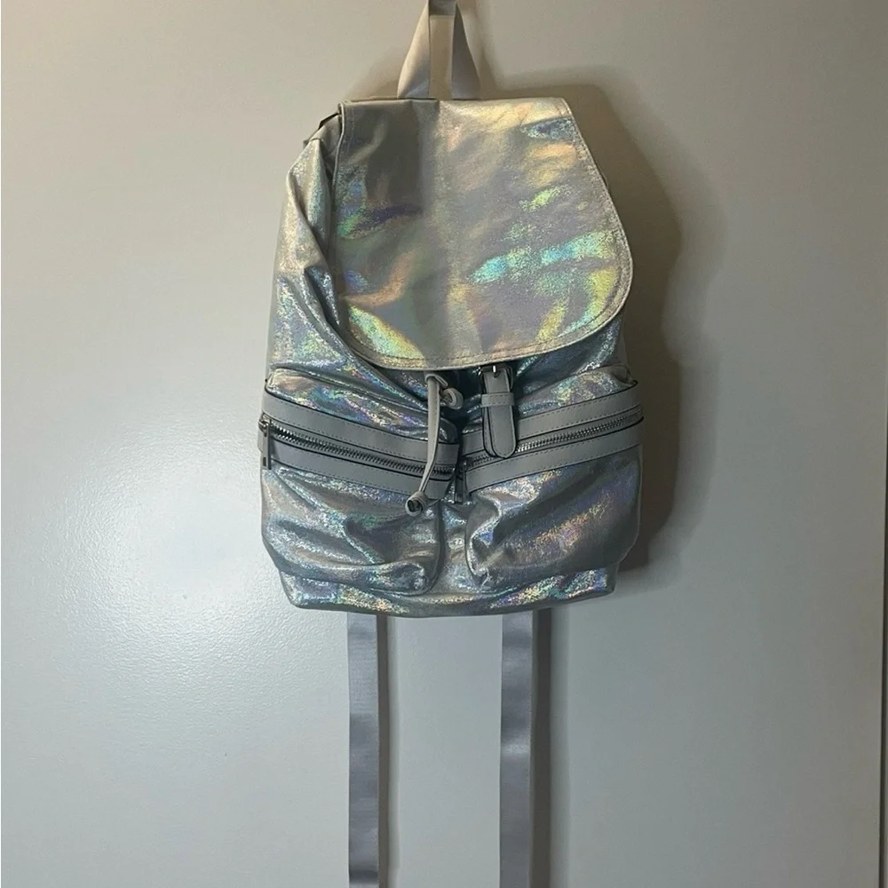 Shimmering Holographic Silver Backpack - Picture 2 of 8